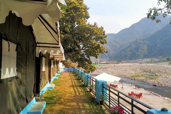 Riverside Camping in Mohanchatti, Rishikesh