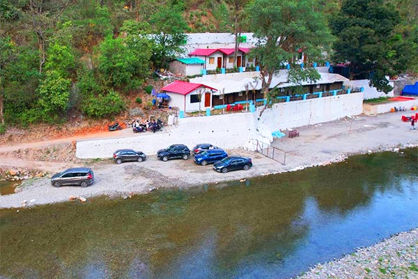 Riverside Camping in Mohanchatti, Rishikesh